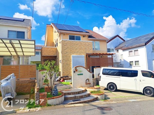 生駒市松美台の中古一戸建て