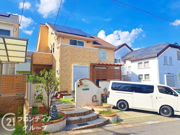 生駒市松美台　中古一戸建て