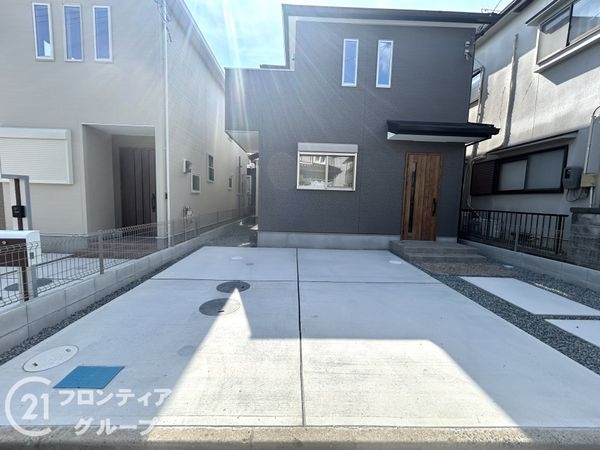 生駒郡斑鳩町目安北２丁目　新築一戸建て　第３　全２区画　１…