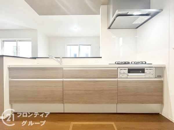 生駒郡斑鳩町目安北２丁目　新築一戸建て　第３　全２区画　１…