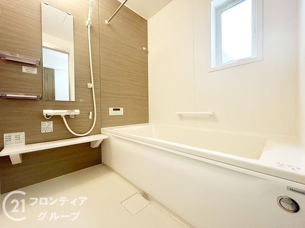 生駒郡斑鳩町目安北２丁目　新築一戸建て　第３　全２区画　１…