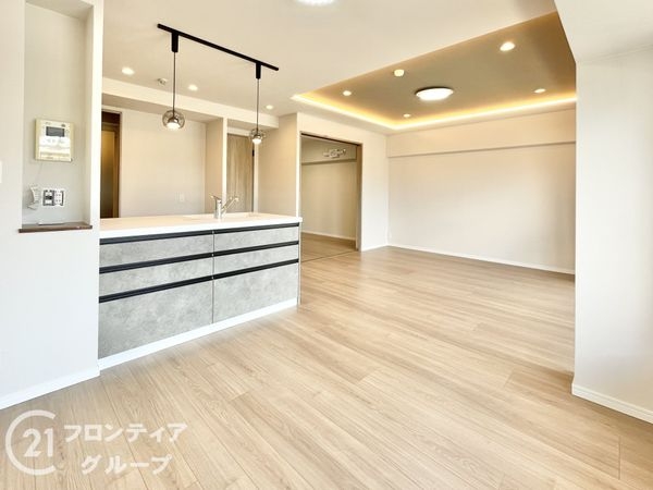 サニークレスト橿原神宮前２　中古マンション