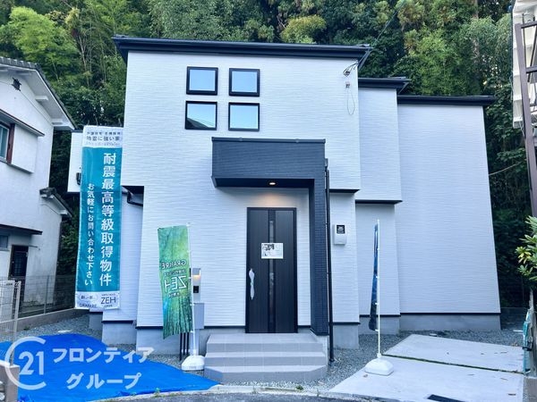 生駒市東菜畑２丁目　新築一戸建て　全１区画