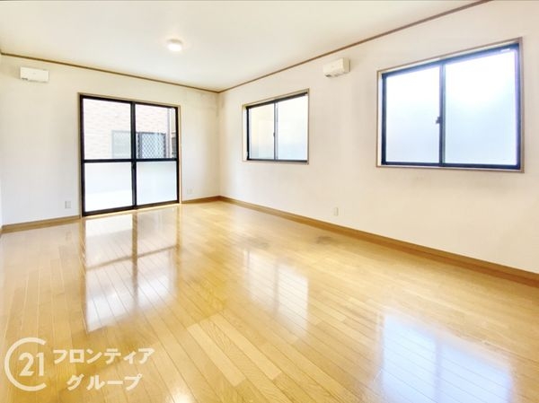 橿原市北妙法寺町の中古一戸建て