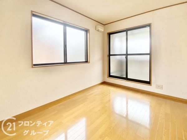 橿原市北妙法寺町の中古一戸建て