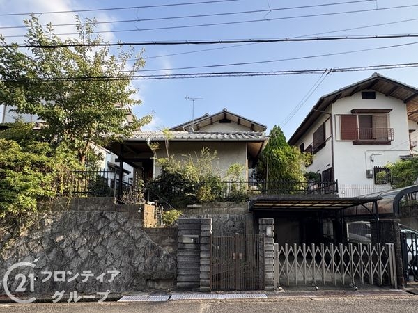 奈良市藤ノ木台３丁目の中古一戸建て