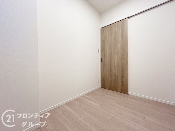 ローレルスクエア木津川台第１期４番館　中古マンション