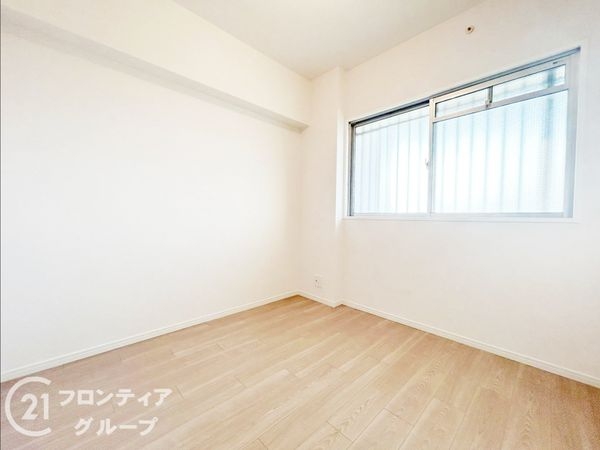 ローレルスクエア木津川台第１期４番館　中古マンション