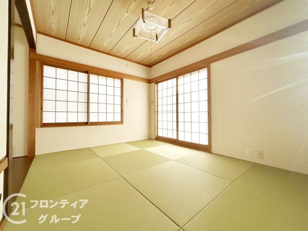 生駒市小明町の中古一戸建て