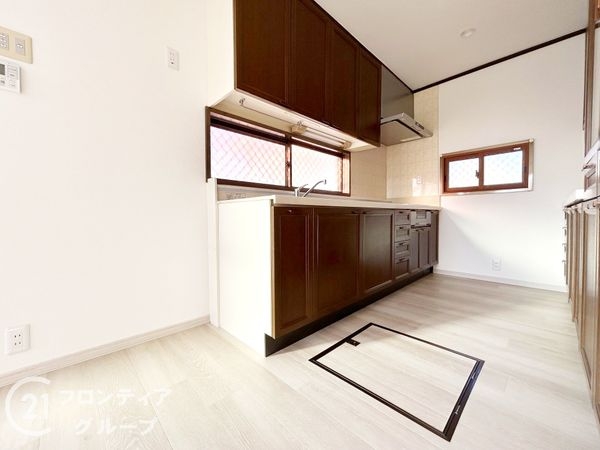 生駒市小明町の中古一戸建て