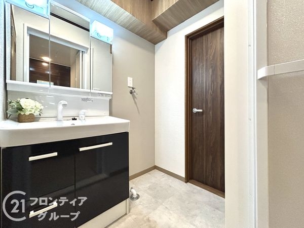秋篠サンパレス１号棟　中古マンション