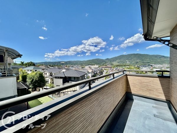 生駒市南山手台の中古一戸建て