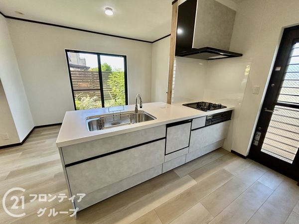 生駒市南山手台　中古一戸建て