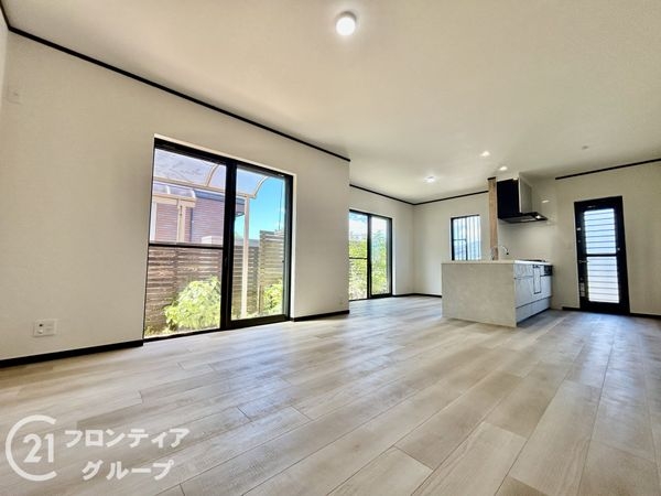 生駒市南山手台　中古一戸建て