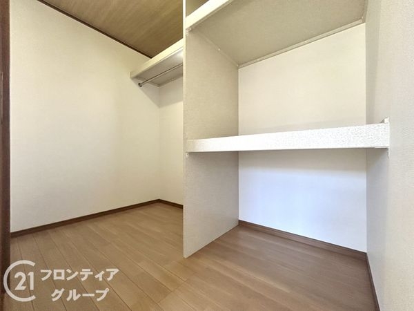橿原市小槻町の中古一戸建て