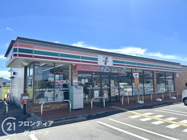 橿原市小槻町の中古一戸建て(セブンイレブン田原本満田南店)