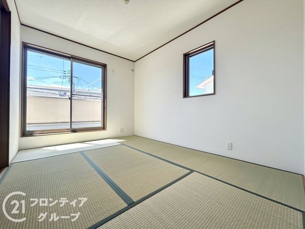 橿原市小槻町の中古一戸建て