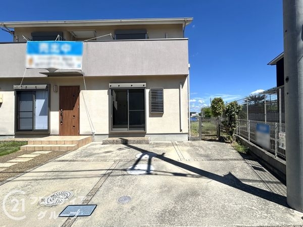 橿原市小槻町の中古一戸建て
