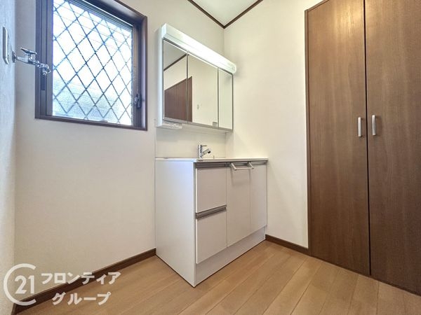 橿原市小槻町の中古一戸建て