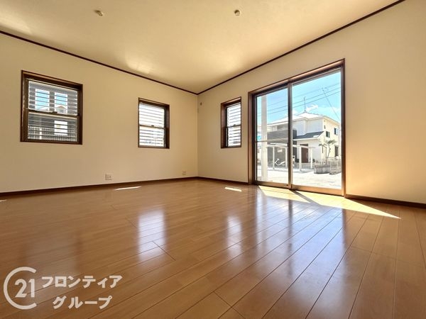 橿原市小槻町　中古一戸建て