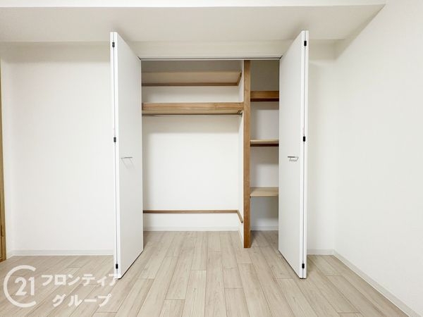 ロイヤルヒルズ富雄F棟　中古マンション