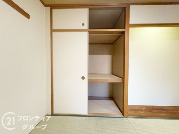 ロイヤルヒルズ富雄F棟　中古マンション