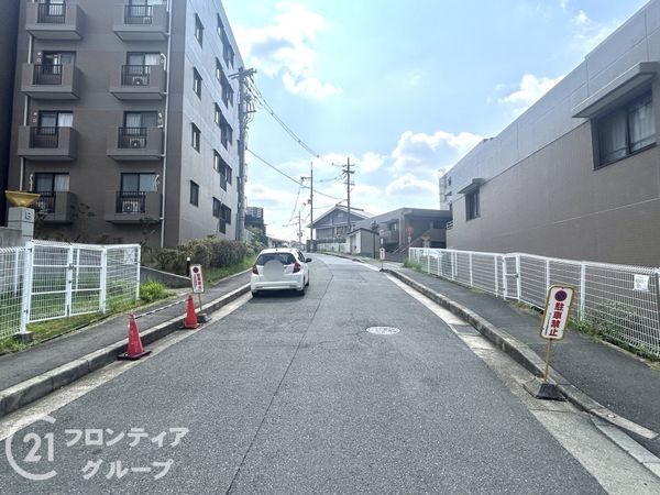 ロイヤルヒルズ富雄F棟　中古マンション