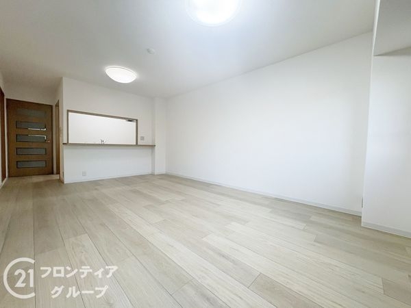 ロイヤルヒルズ富雄F棟　中古マンション