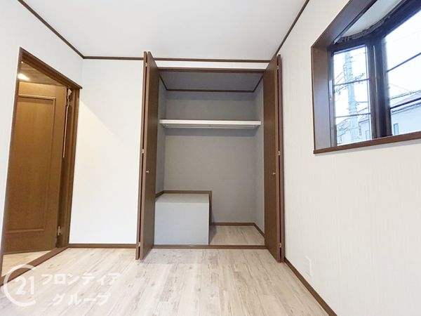 生駒市有里町の中古一戸建て