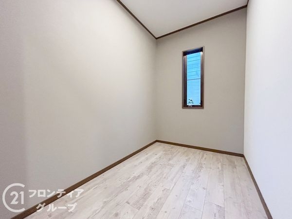生駒市有里町の中古一戸建て