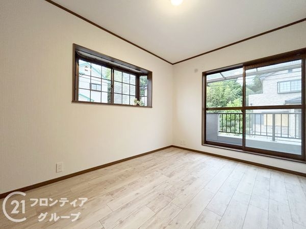 生駒市有里町の中古一戸建て