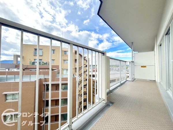 西大寺サンハイツ1号棟 中古マンション(バルコニー)