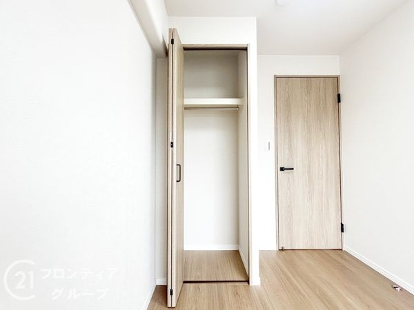 西大寺サンハイツ1号棟 中古マンション(収納)