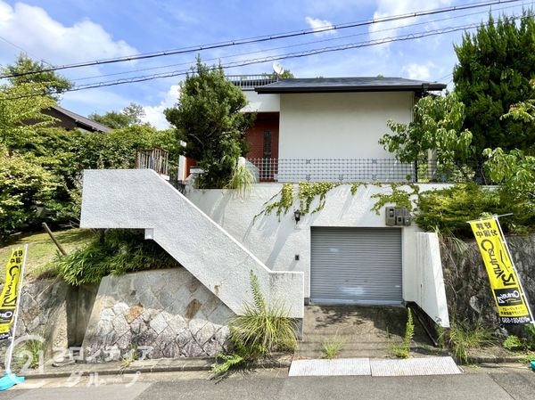 奈良市朝日町２丁目の中古一戸建て