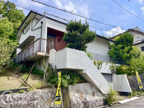 奈良市朝日町２丁目の中古一戸建て