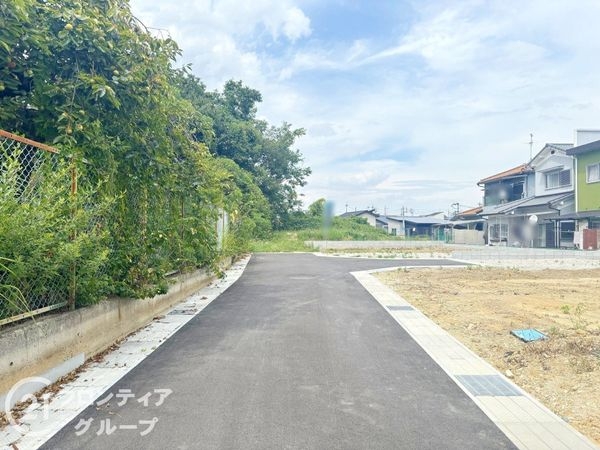 香芝市磯壁１丁目　新築一戸建て　２号棟