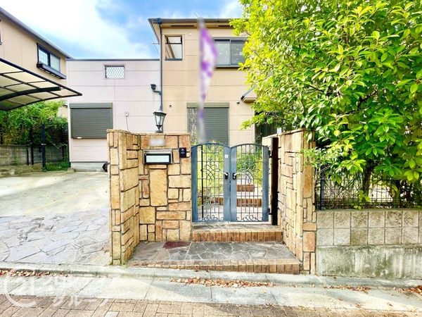 木津川市梅美台５丁目の中古一戸建て