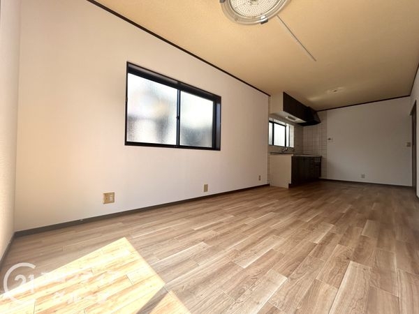 磯城郡田原本町大字千代の中古一戸建て(リビング)