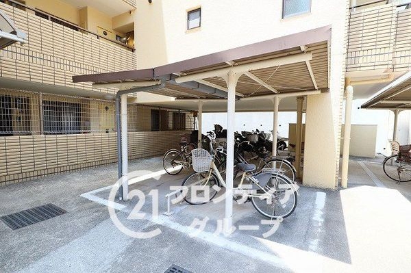 フローレスタ学園前　中古マンション