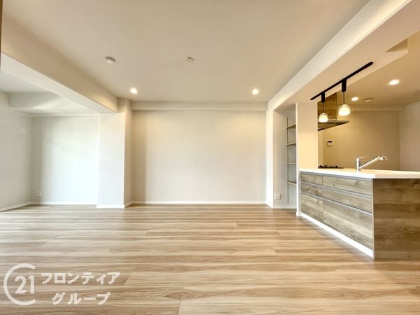 フローレスタ学園前　中古マンション