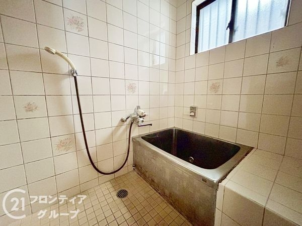 奈良市藤原町の中古一戸建て