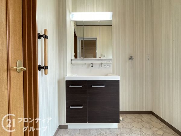 京田辺市花住坂２丁目の中古一戸建て