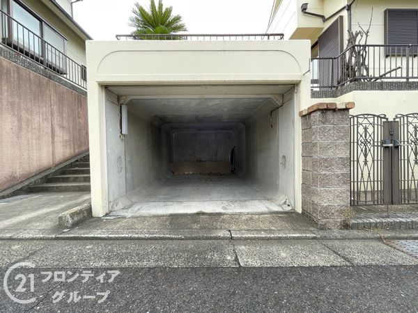 京田辺市花住坂２丁目の中古一戸建て