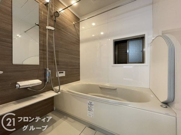 京田辺市花住坂２丁目　中古一戸建て