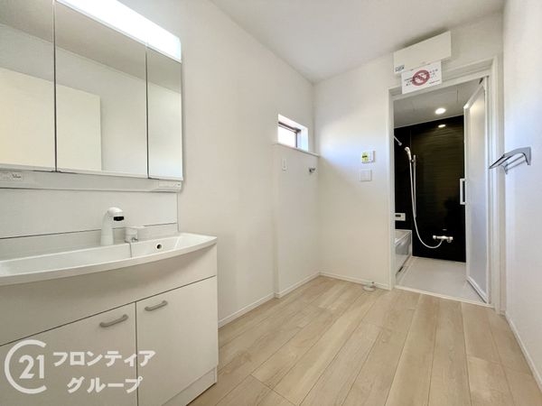 天理市二階堂上ノ庄町　新築一戸建て　第９　１号棟