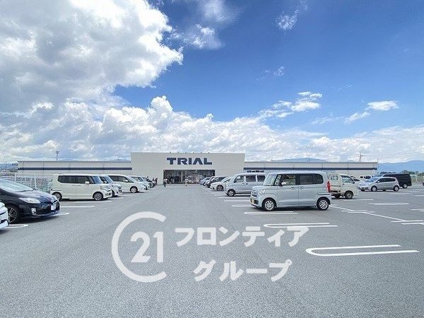天理市二階堂上ノ庄町　新築一戸建て　第９　２号棟(スーパーセンタートライアル天理店)