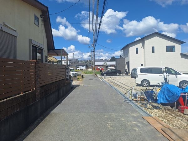香芝市平野　新築一戸建て　２号棟