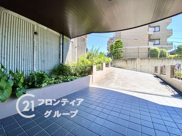 ヴィルヌーブ学園前2メヌエット　中古マンション