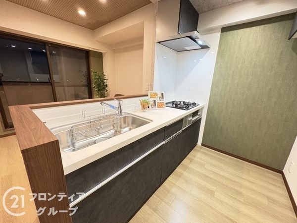 ヴィルヌーブ学園前2メヌエット　中古マンション