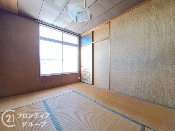 奈良市あやめ池北３丁目の中古一戸建て